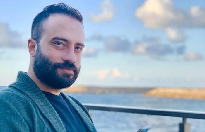 أخبار العالم : أحمد جابر يكشف لـ "الفجر الفني" عن كواليس أغنية "كل حاجة فيها حلوة" لـ رامي صبري (خاص)