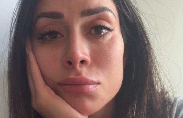 أخبار مصر : مين هيحاسب على المناديل.. بسنت شوقي تبكي بعد مشاهدة مسلسل «كتالوج» لـ محمد فراج