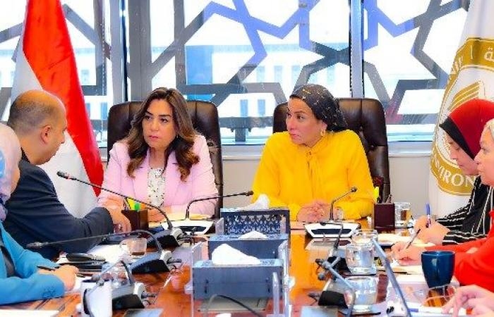 أخبار مصر : جهود متكاملة لإدارة المخلفات وتطوير القطاع.. منال عوض تتابع ملفات البيئة