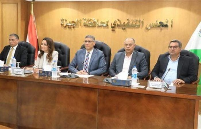 محافظ الجيزة يكرّم أوائل الثانوية العامة والدبلومات الفنية ويشيد بتفوقهم ودعم أسرهم