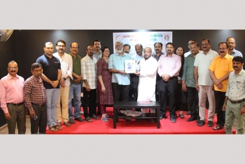 Forum Honours Indian Historian