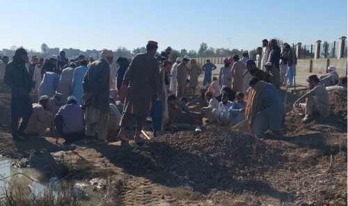 13 soldiers killed in a suicide attack in northwest Pakistan