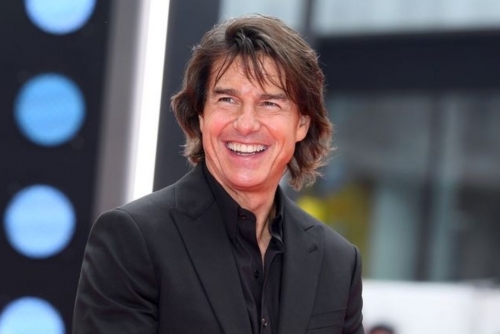Tom Cruise to receive honorary Oscar in career first