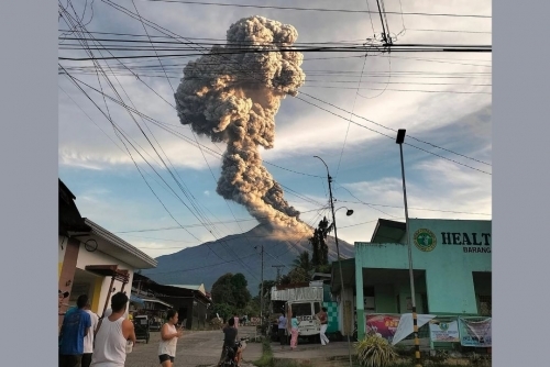 Volcano in Philippines sends ash miles into the air
