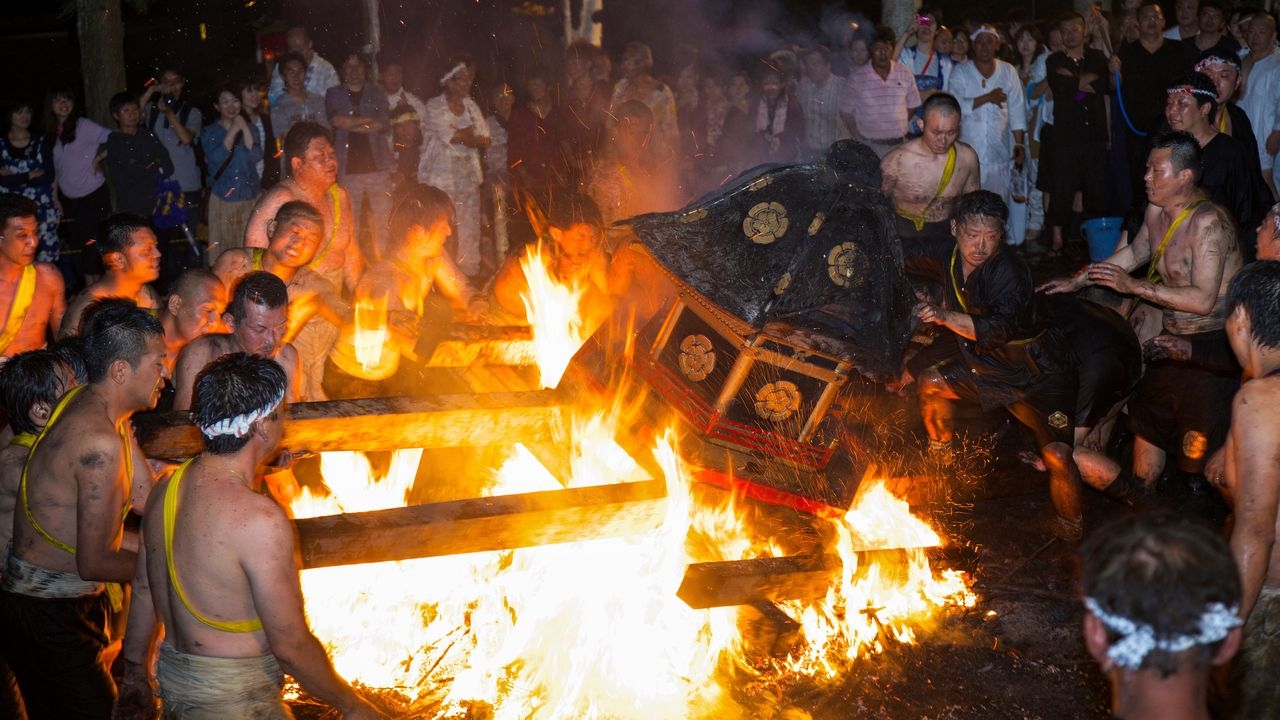 Roughhousing with the Deity: Three Festivals in Ishikawa, Kumamoto, and Shiga Prefectures