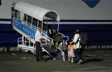 Evacuees from Quake-Hit Southwestern Japan Islands to Return