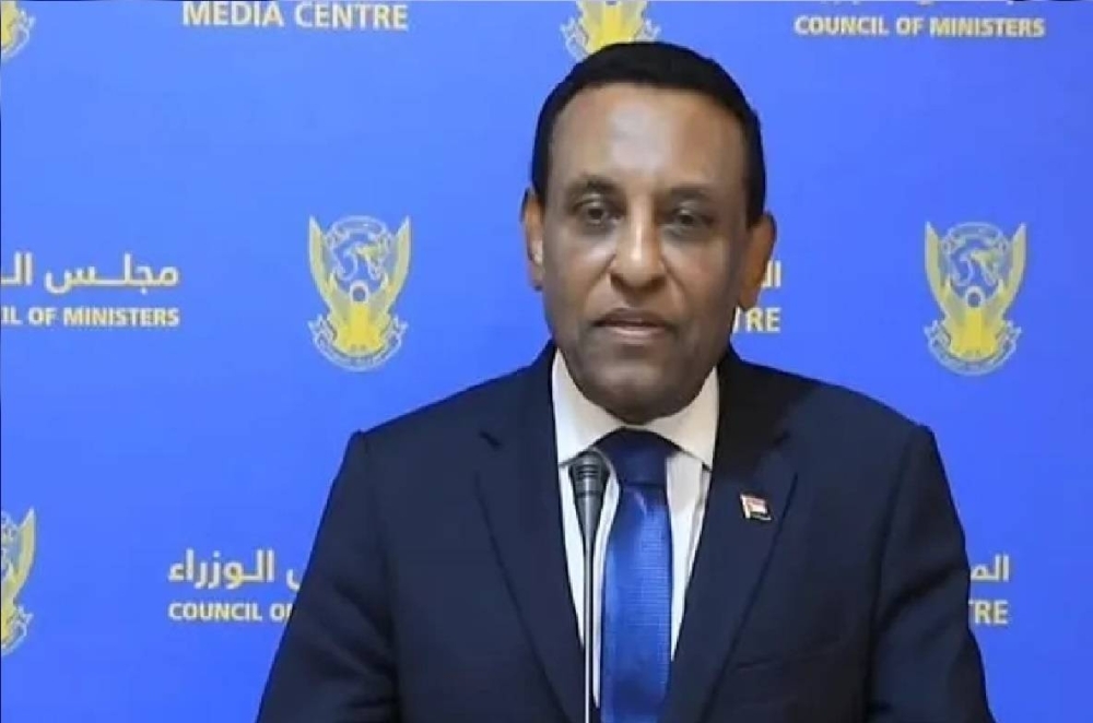 بعد تعيين وزيرين للداخلية والدفاع في السودان.. توقعات بالإبقاء على وزراء «الحركات»