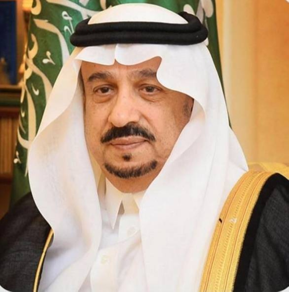 أمير الرياض يعزّي نائب السكرتير الخاص لخادم الحرمين الشريفين في والدته