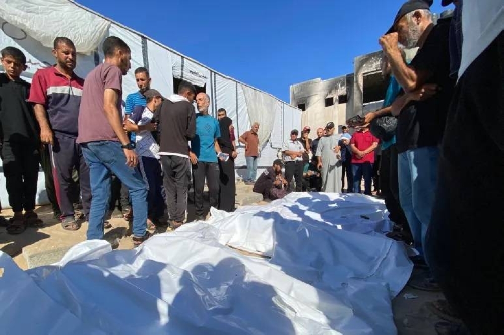 60 قتيلاً في غزة.. أوروبا تتفق مع إسرائيل على توسيع وصول المساعدات للقطاع