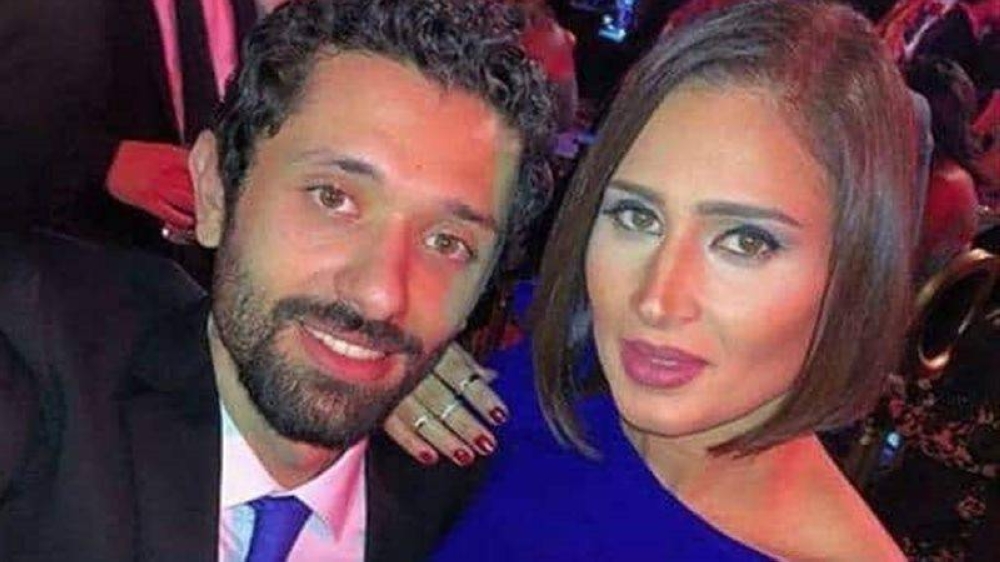 انفصال كريم محمود عبدالعزيز.. وشائعات عن ارتباطه بفنانة شهيرة