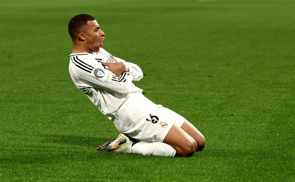 رسمياً.. ريال مدريد يمنح مبابي «قميص العظماء»