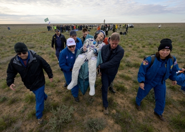 NASA's oldest astronaut returns