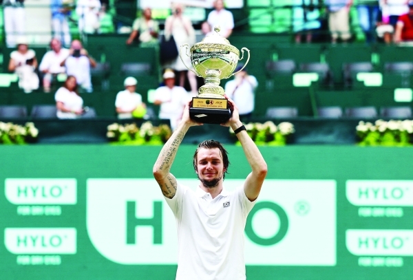 Bublik beats Medvedev to claim Halle title