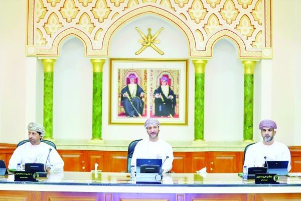 Muscat Municipal Council reviews employment initiatives