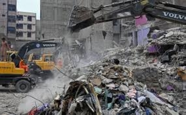Death toll in Pakistan building collapse rises to 27