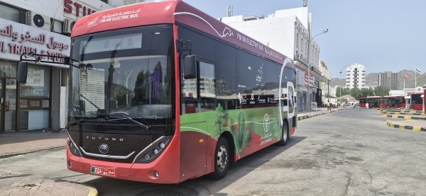 Mwasalat electric bus free ride attracts 1,000 passengers