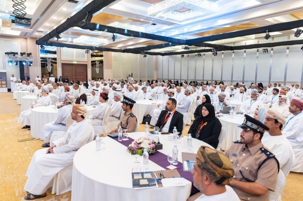 Salalah conference urges smarter training policies for AI
