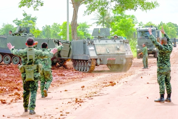 Guns fall silent on Thai, Cambodia border for truce