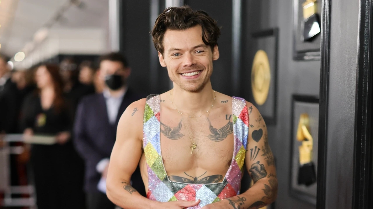 Harry Styles Finds New GF Post Taylor Russell Split? All We Know About Passionate Glastonbury Kiss With Mystery Woman