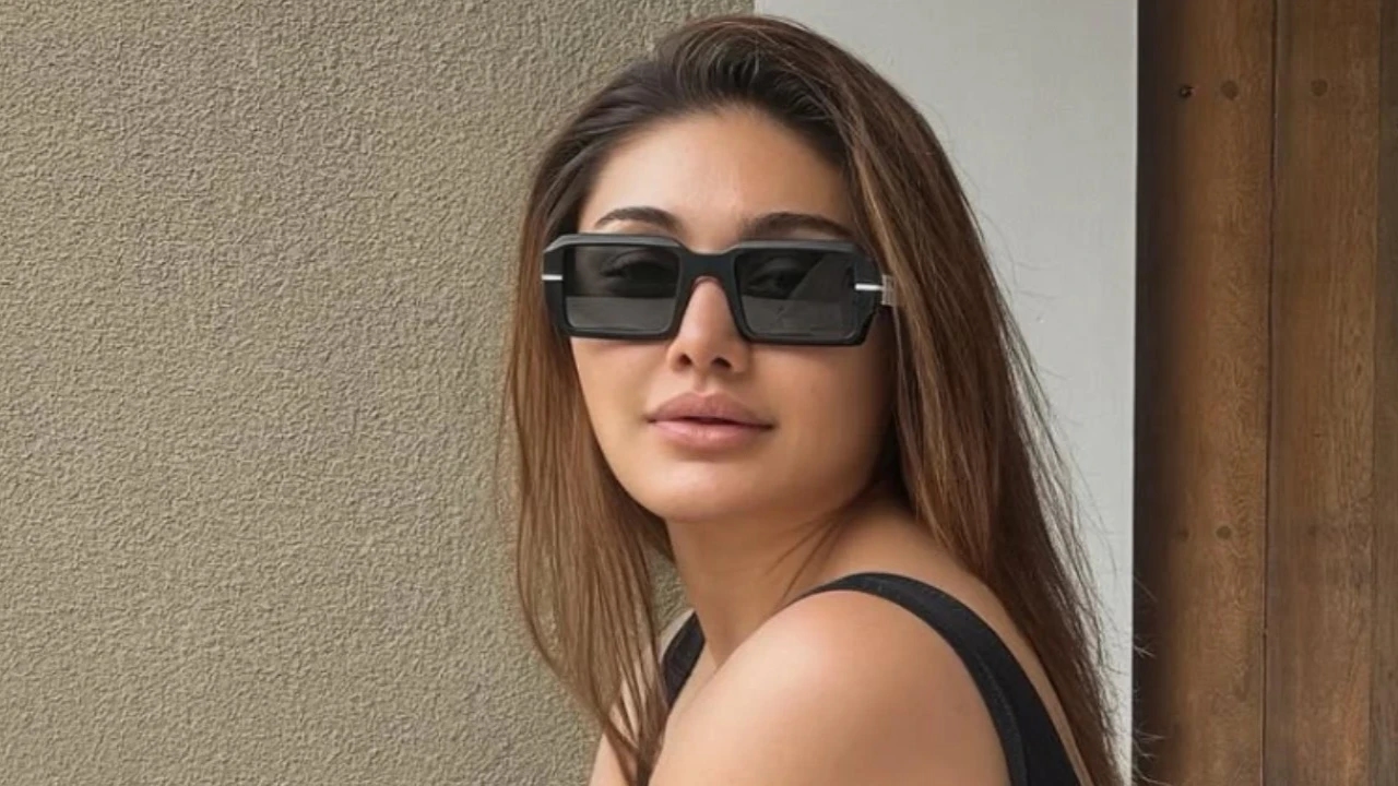 Who was Shefali Zariwala? An engineering student who went on to rule hearts as Kaanta Laga girl