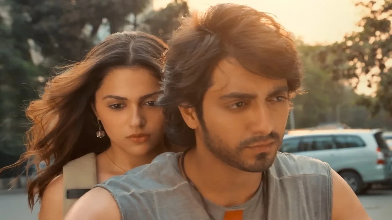 Saiyaara Day 2 India Box Office: Ahaan Panday and Aneet Padda's blockbuster faces capacity issues; Adds phenomenal Rs 24 crore net to tally