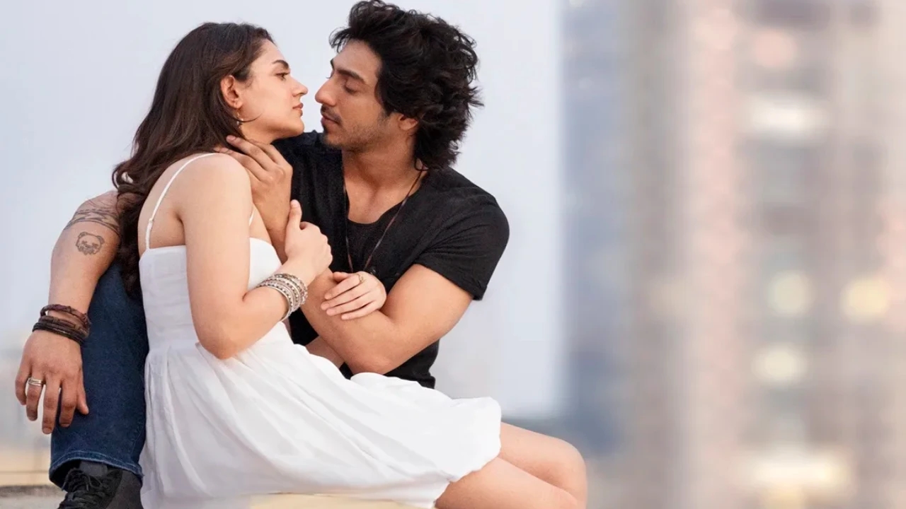 Box Office Trends: Saiyaara soars a new high with Rs 25 crore on discounted Tuesday; Nets Rs 130 crore in 5 days