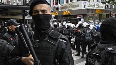 تركيا: اعتقال 157 شخصاً من المعارضة في إزمير