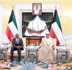 سمو ولي العهد يستقبل وزير الخارجية وشؤون الكومنولث والتنمية في المملكة المتحدة