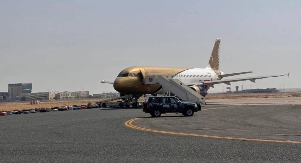 Plane lands safely at Kuwait airport after false bomb alarm