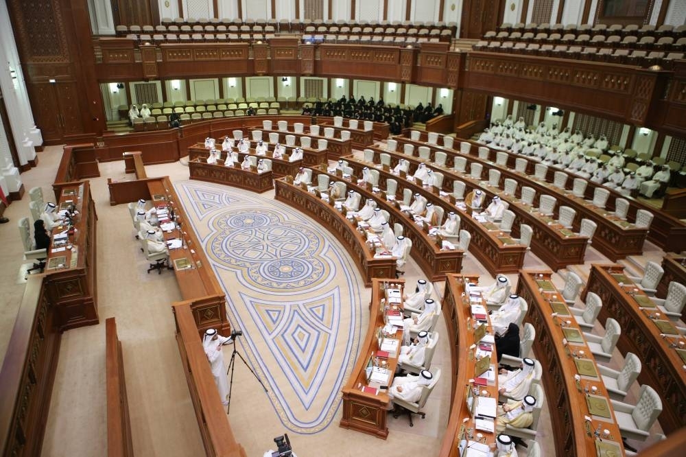 Shura Council approves draft law amending some provisions of Civil Human Resources Law
