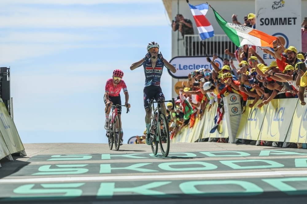 Paret-Peintre wins Tour de France stage, Vingegaard collides with photographer