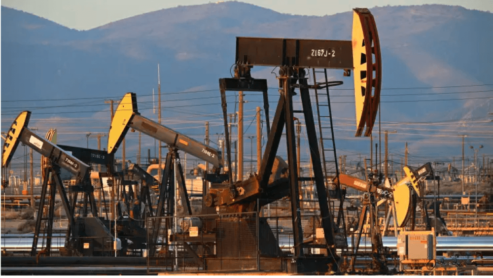 Oil prices gain on US trade optimism, crude inventories