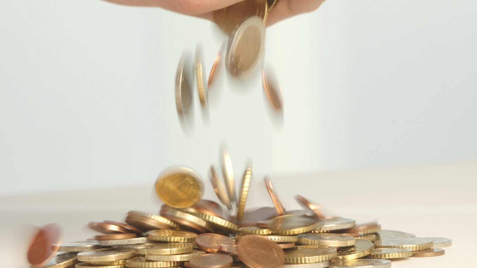 Shop cleared of discrimination over €68 payment in coins