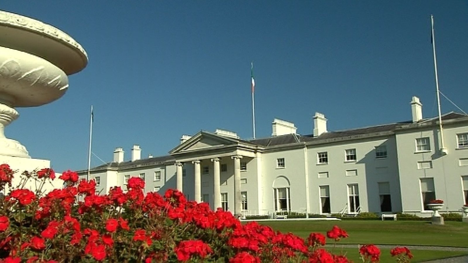 Left-wing parties to meet over potential candidate for Áras