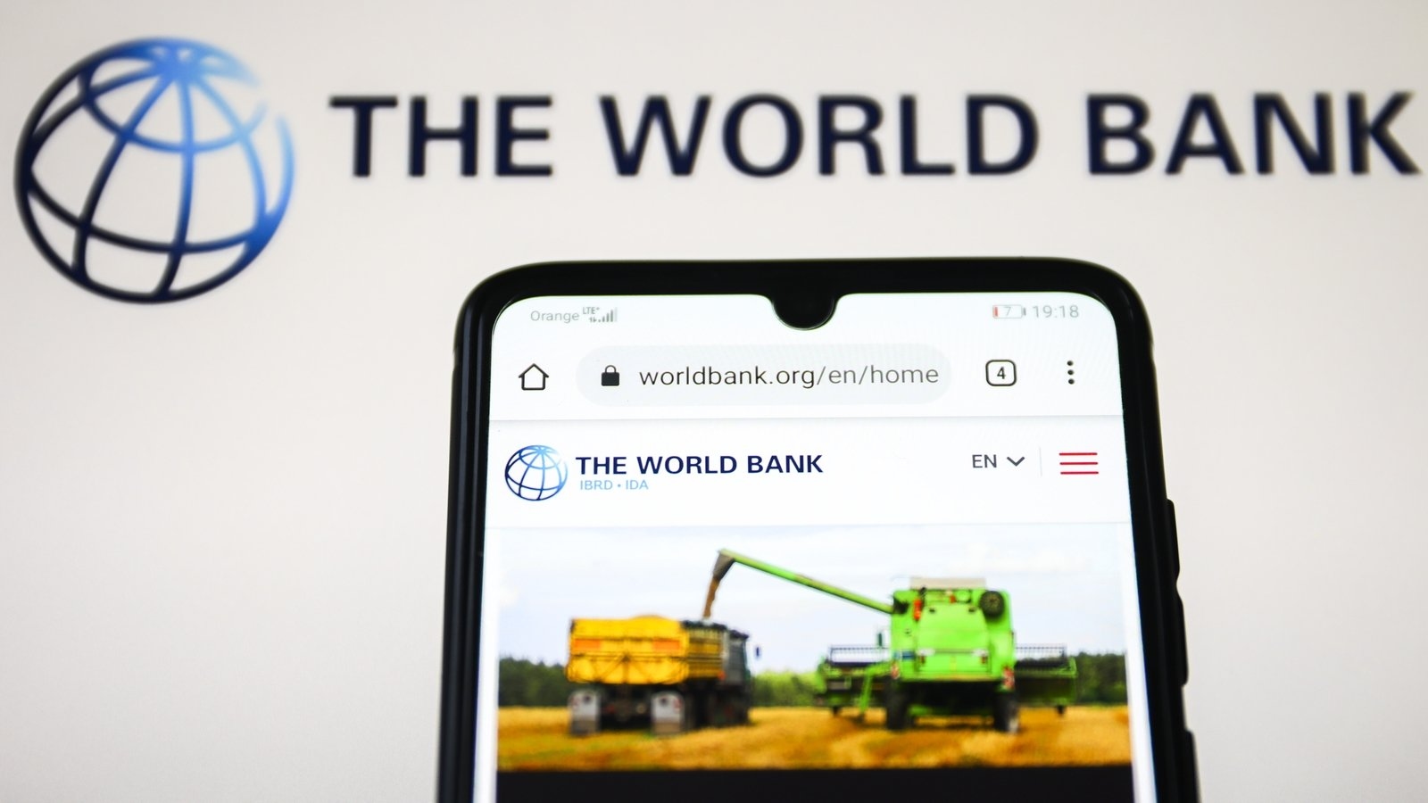 World Bank flags drop in foreign investment to developing countries