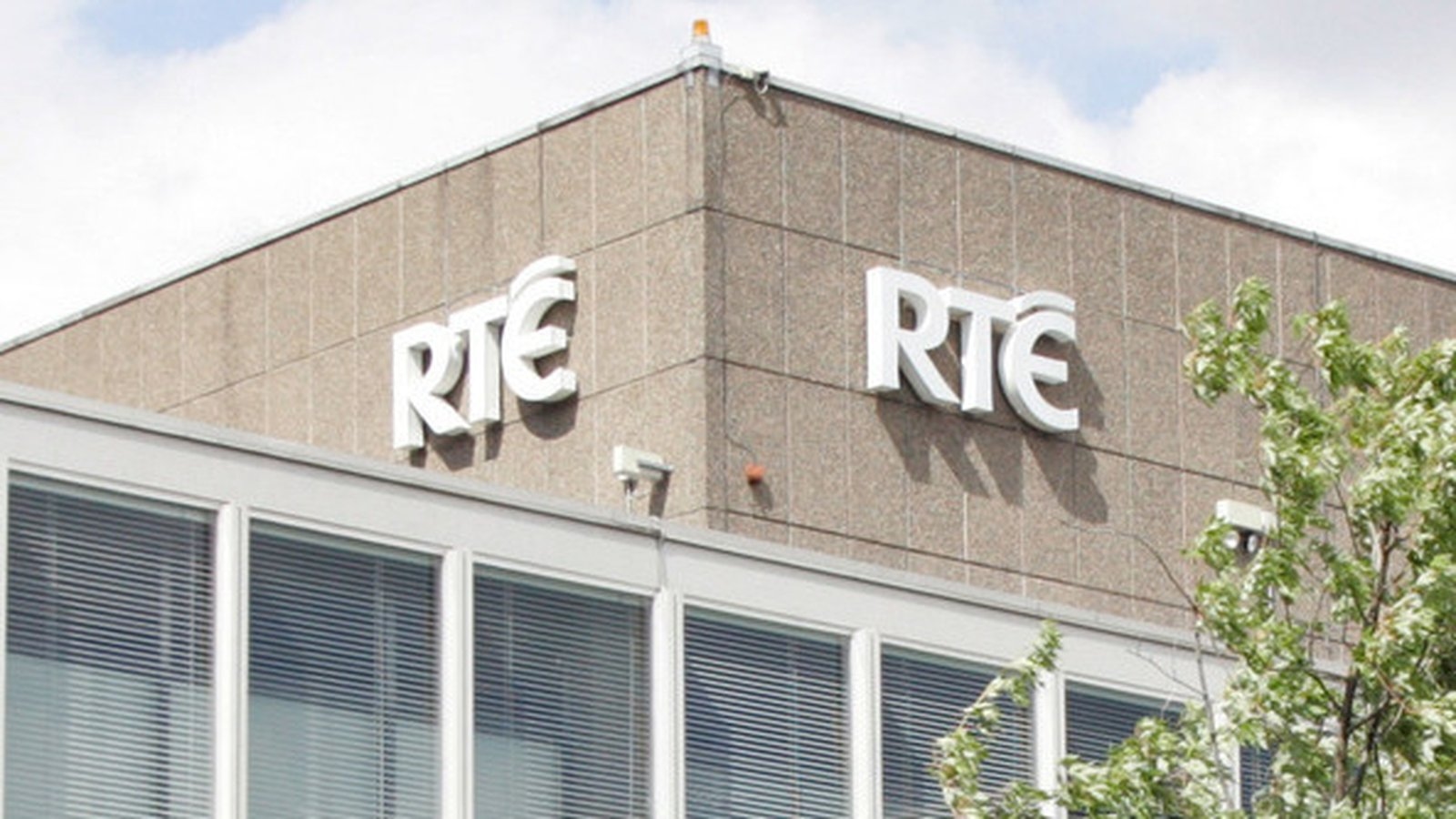 RTÉ HR manager denies making worker 'misrepresent' tax status