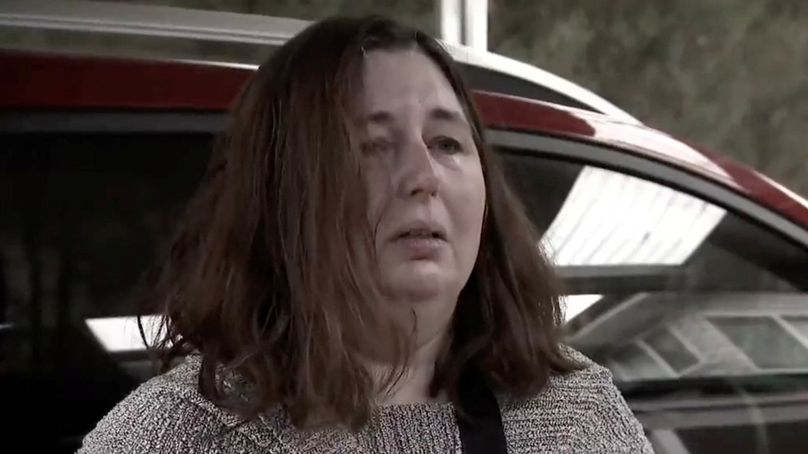 Jury retires to decide verdict in Australia's mushroom murder trial