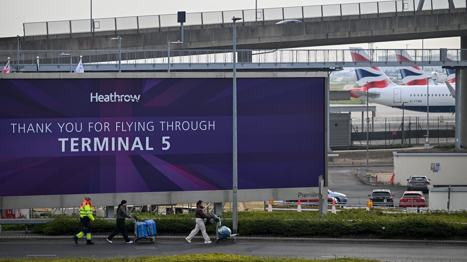 Fire that shut Heathrow Airport to cost it 'tens of millions'