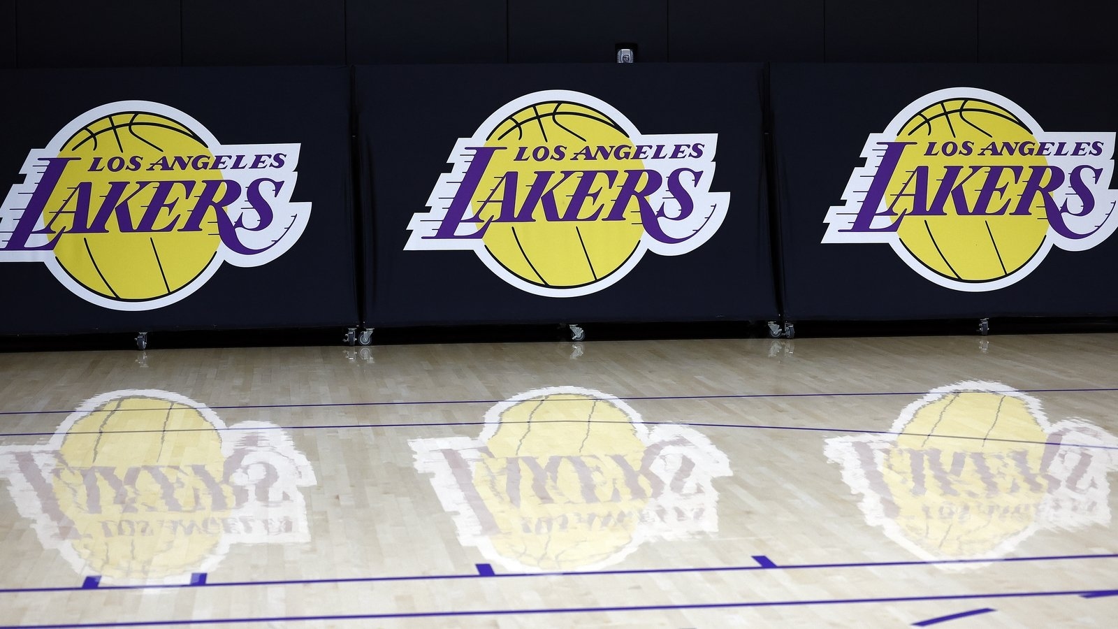Chelsea co-owner Mark Walter to buy LA Lakers in record $10bn deal