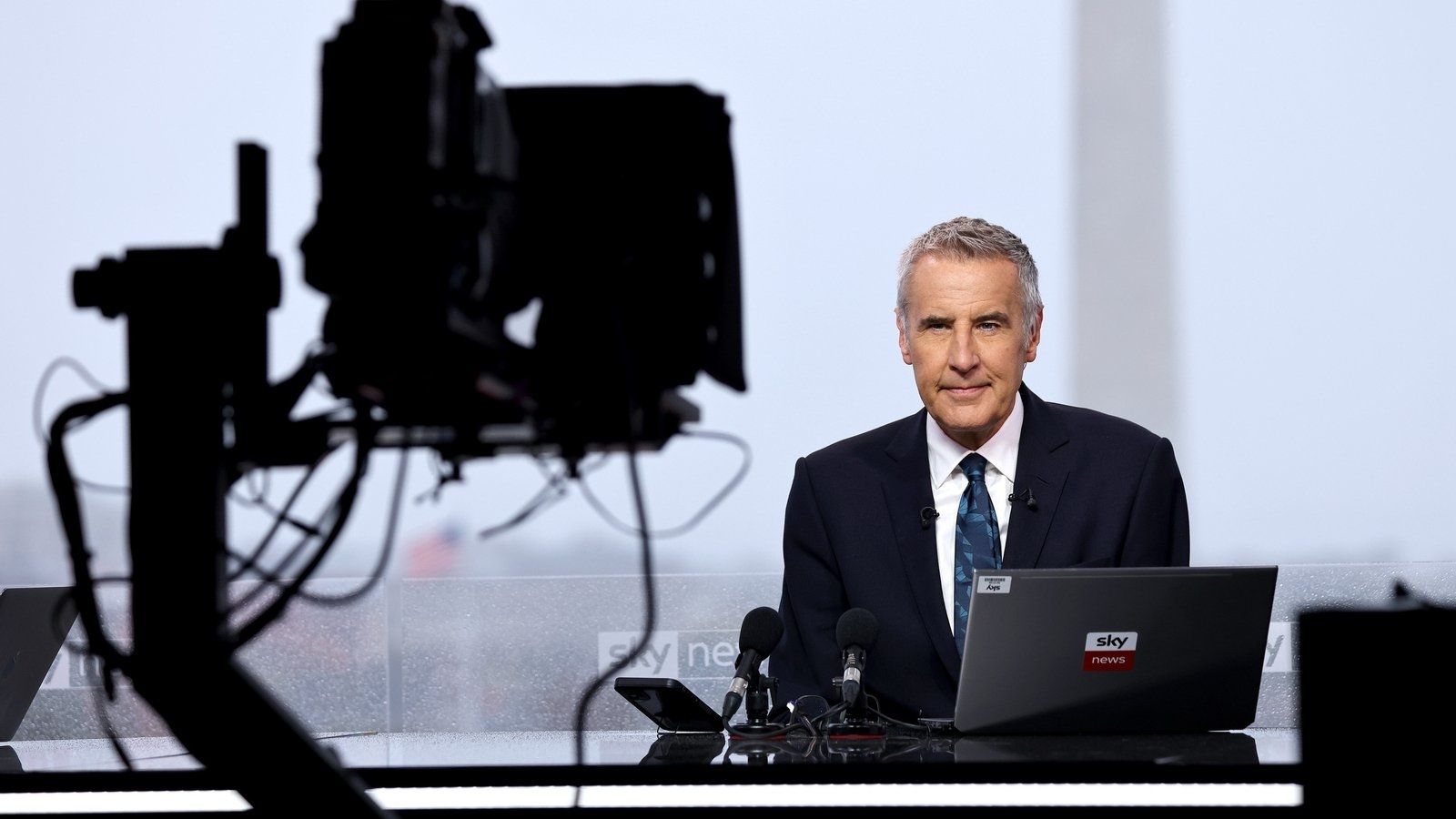 Dermot Murnaghan 'fell through the gaps' with stage four cancer diagnosis