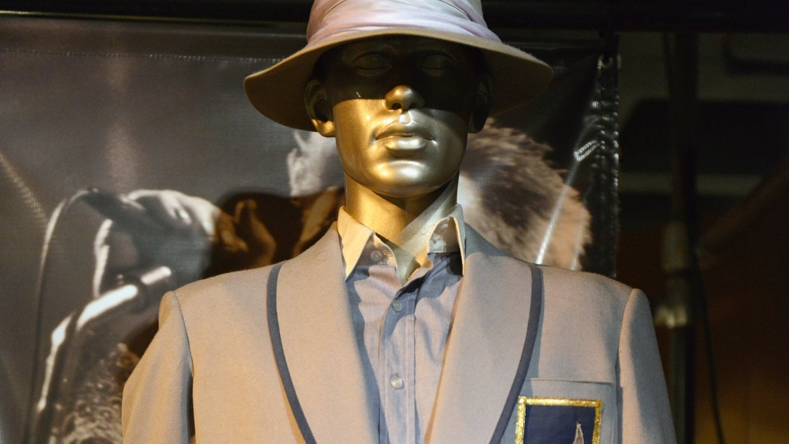 Nile Rodgers guest-curates at new David Bowie Centre in London