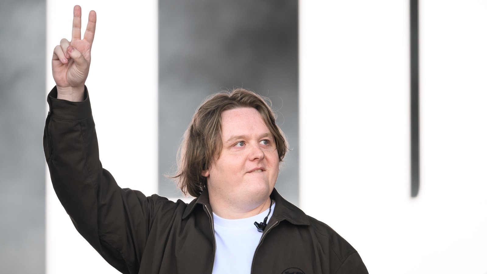 Lewis Capaldi praises 'massive part' therapy played in comeback