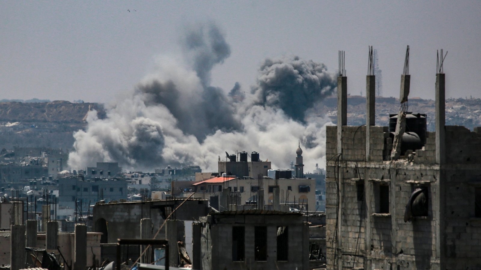 Israeli strikes kill 22, says Gaza civil defence