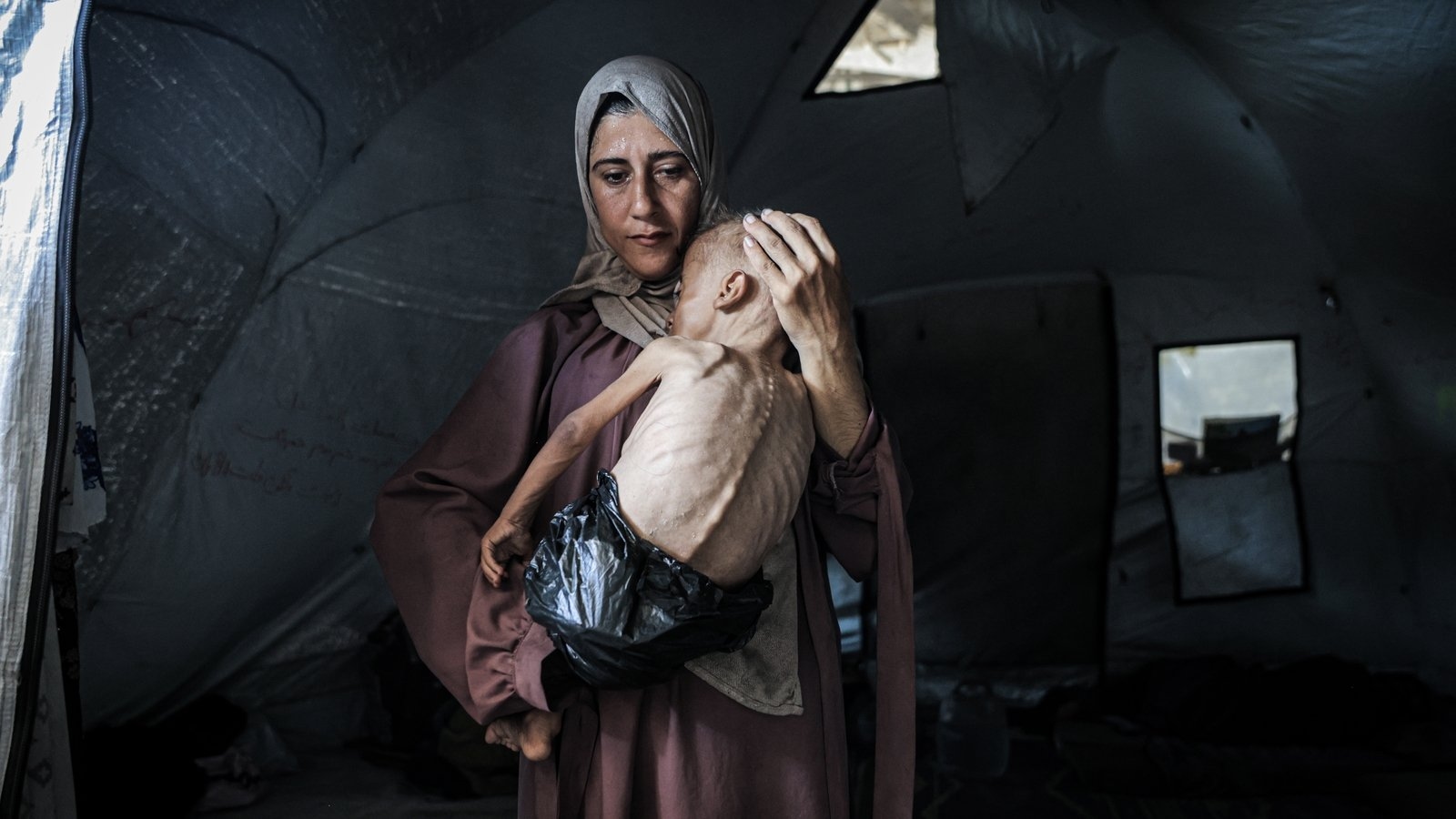 Situation in Gaza 'unconscionable', says Robinson