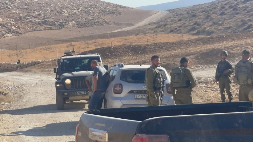 Zionist Settlers prevent Palestinians from Working on their Land in Masafer Yatta