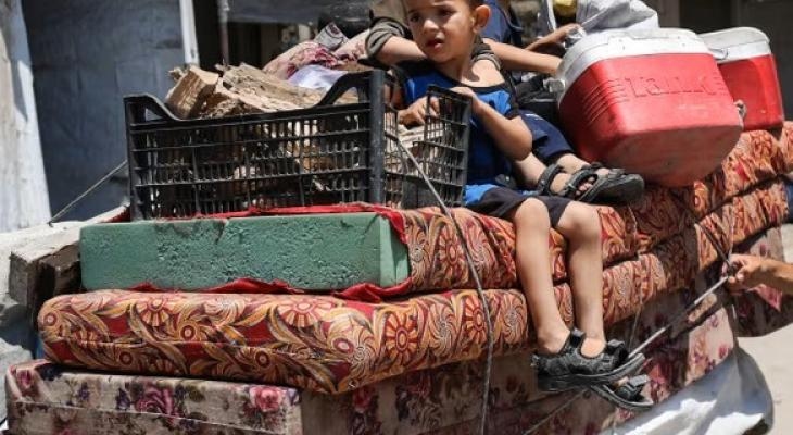 Guardian: "Israel" escalates forced displacement in Gaza