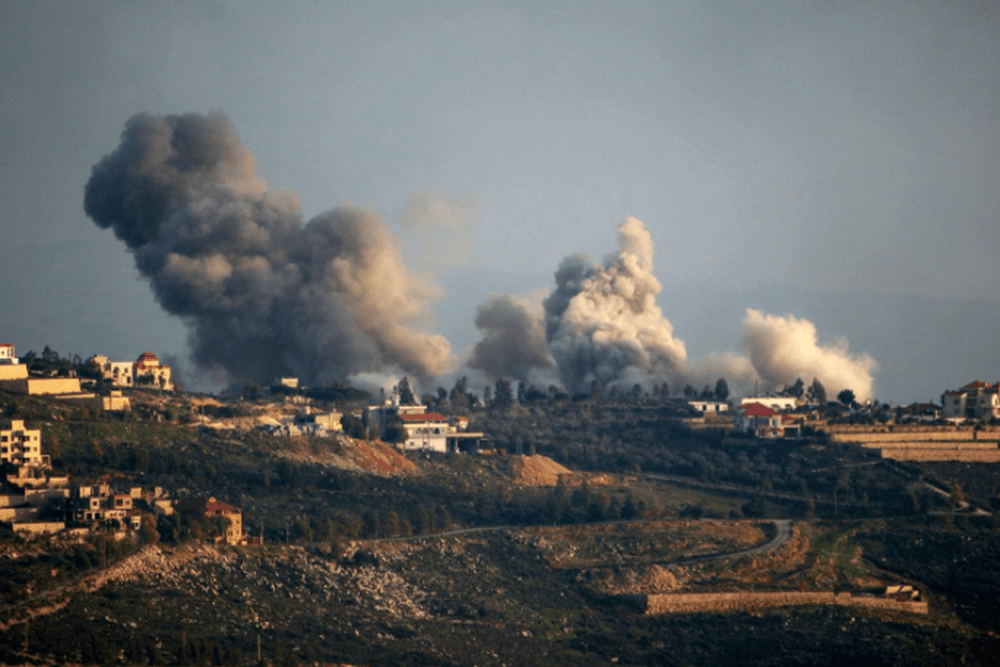 Israeli Aggression: Enemy Warplanes launch intense airstrikes on southern Lebanon