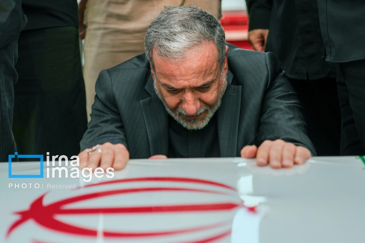 Araghchi: Resistant Iranian People Will Stand Up to Last Drop of Blood