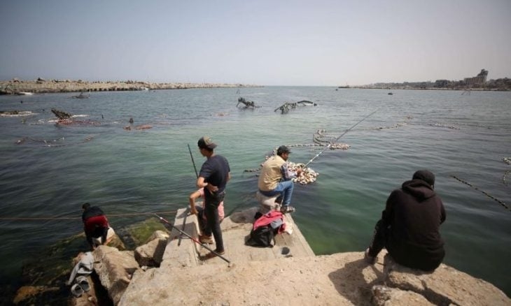 Israeli Navy Arrests Five Palestinian Fishermen