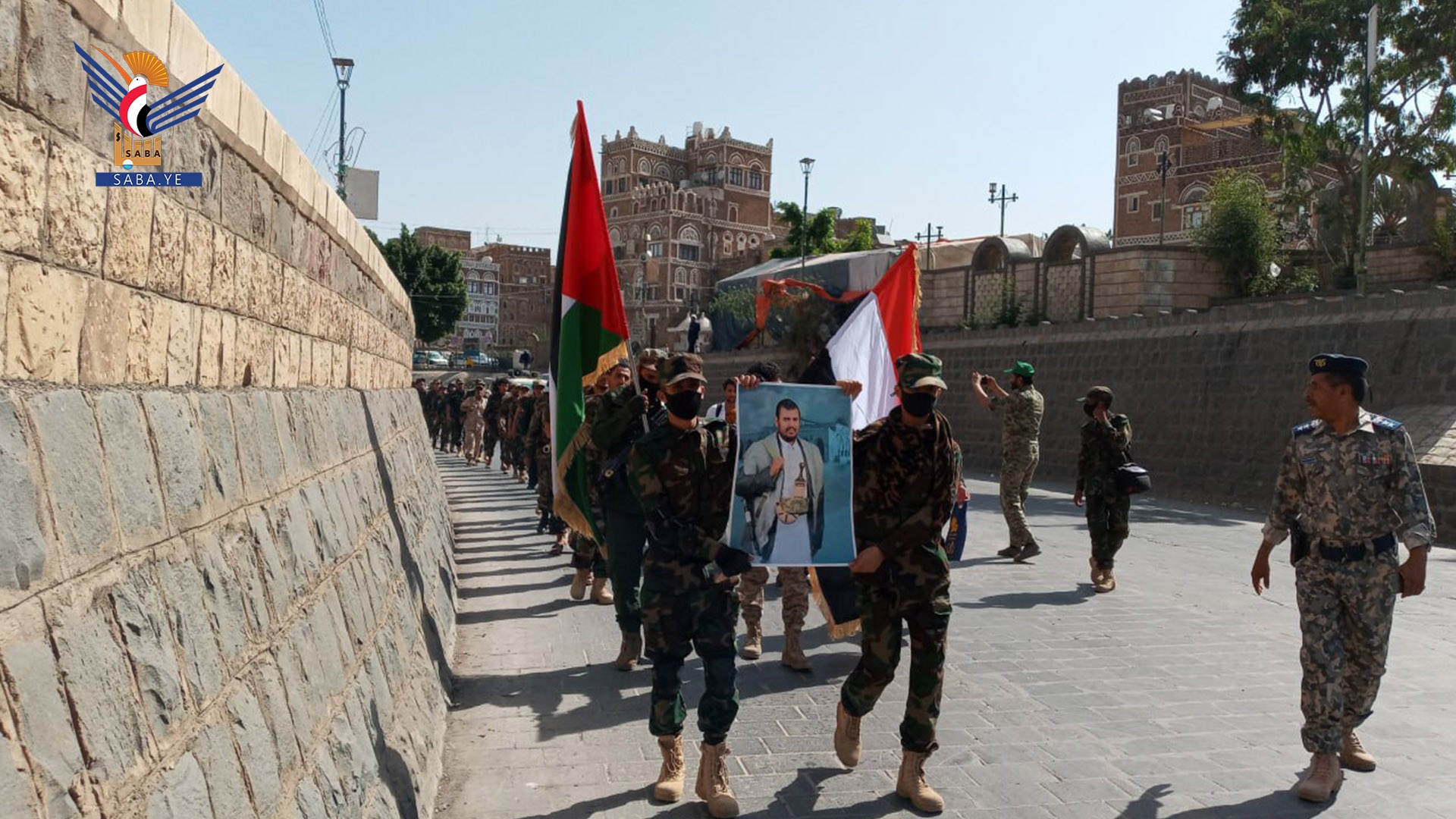 Armed rally in Old Sana'a in support of Gaza